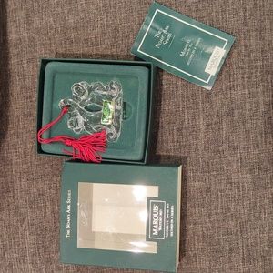 Waterford Christmas ornament Noah's ark series monkeys two by two